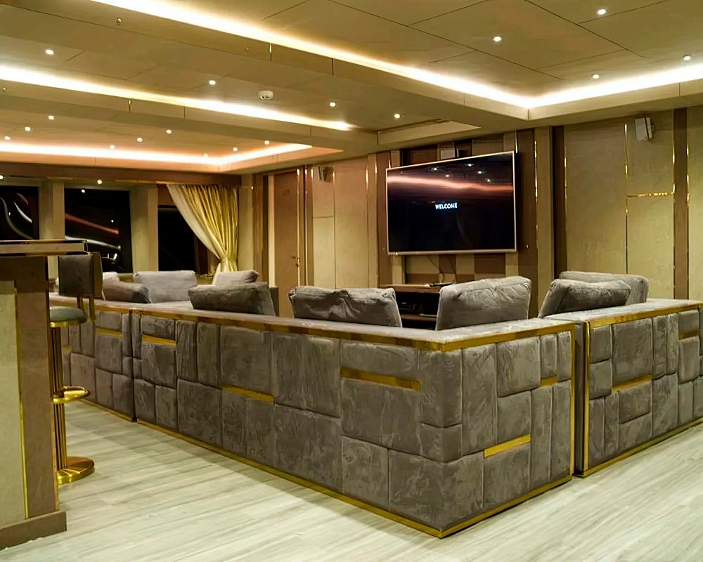 Аренда моторной яхты Custom Built 108 Ark Noble на Мальдивах